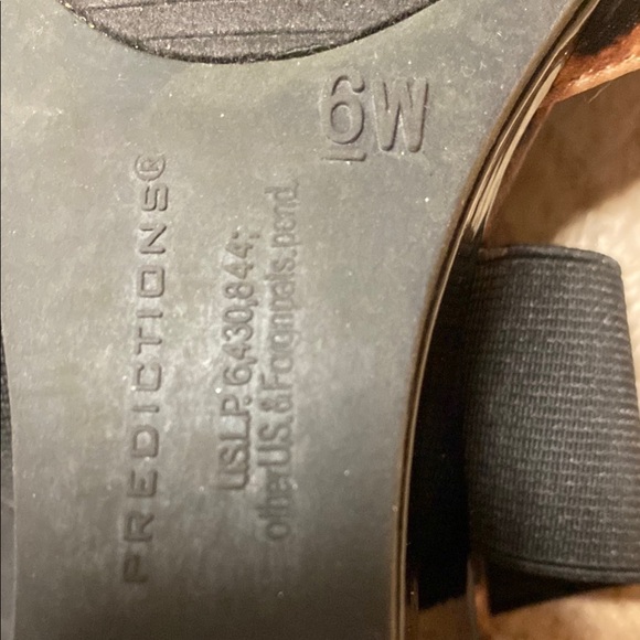 Predictions Size 6W Brown and Black Leopard Print Wedges - Picture 10 of 11